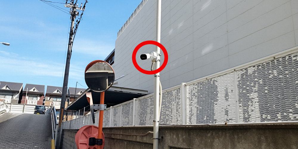 防犯カメラ マンション 外 建物 外周
