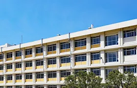学校