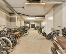 駐車場・駐輪場