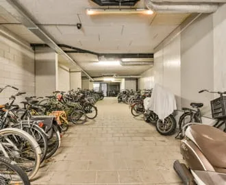 駐車場・駐輪場